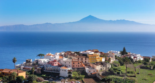 Spain, Canary Islands, La Gomera, Agulo, Teneriffa Island with Pico del Teide in the background