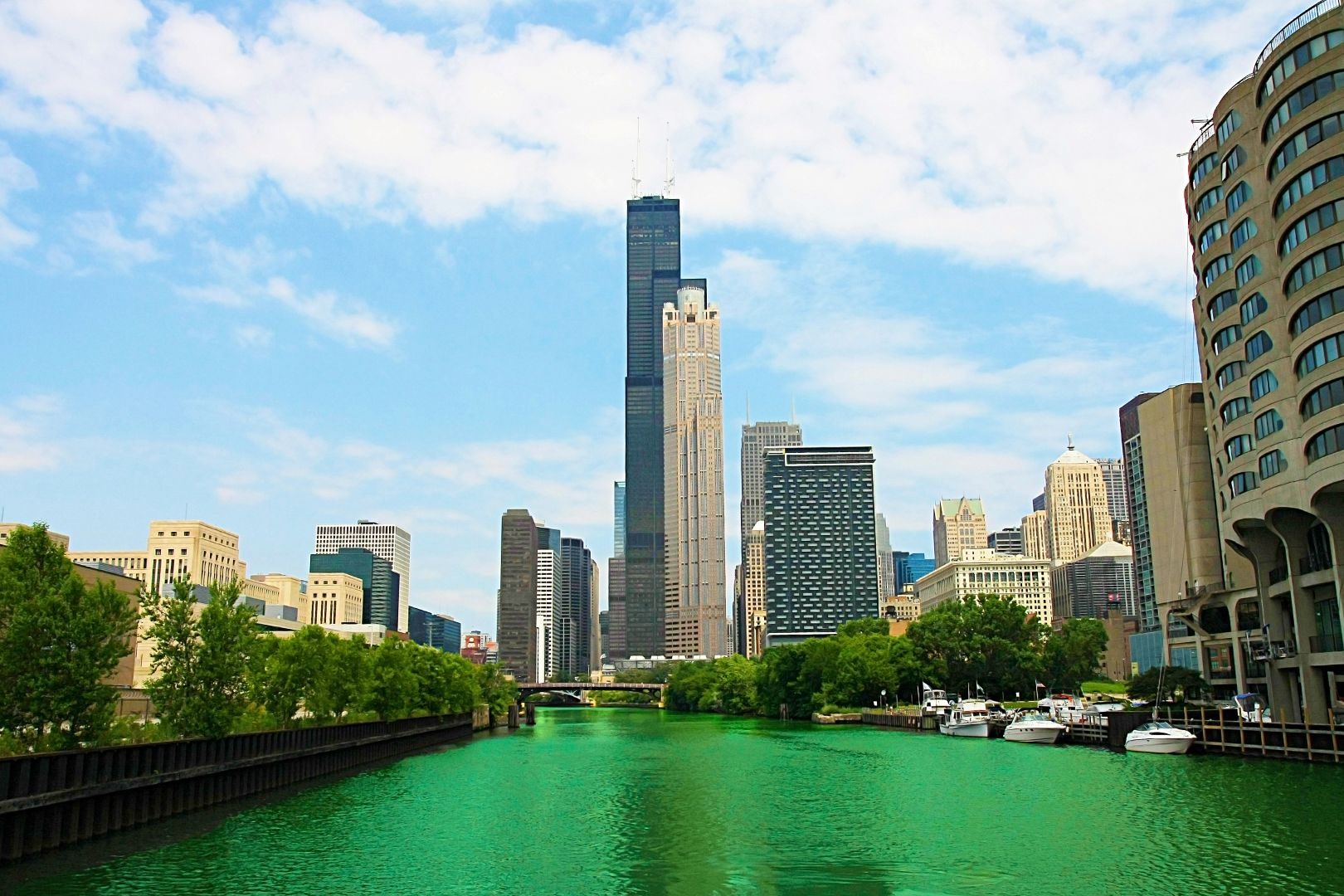 Chicago River, St. Patrick`s day